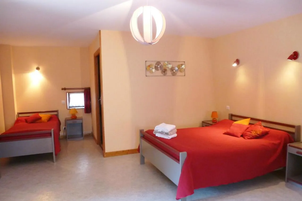 L'Abri Du Berger Bed & Breakfast Olby 0*,  France